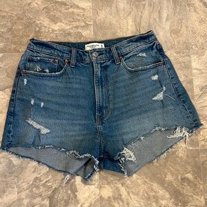 Womens Abercrombie Curve Love Mom High Rise Short 30